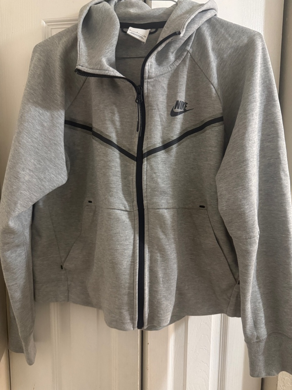Nike Light Grey Full-Zip Hooded Sweatshirt with Black Trim